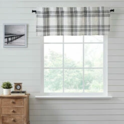 Best Pirce ⌛ VHC Brands Black Plaid Valance 19x60 - M 👍