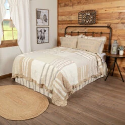 Discount 👍 VHC Brands Grace Quilt 💯