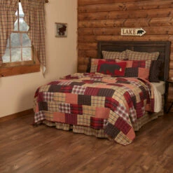 New π₯° VHC Brands Wyatt Quilt β¨