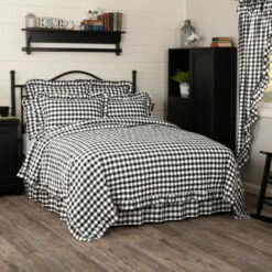 New 🌟 VHC Brands Annie Buffalo Check Ruffled Quilted Coverlet Country Black/soft White 🔔