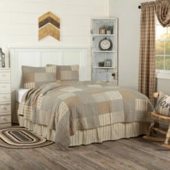 Deals ❤️ VHC Brands Sawyer Mill Quilt Set 😉