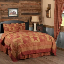 Brand new 😉 VHC Brands Ninepatch Star Quilt Set Dark Tan / Burgundy 🎁