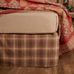 New 🎉 VHC Brands Dawson Star Bed 👗 Skirt ❤️