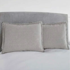 New ❤️ VHC Brands Burlap Dove Grey Standard Sham W/ Fringed Ruffle 21x27 🔥